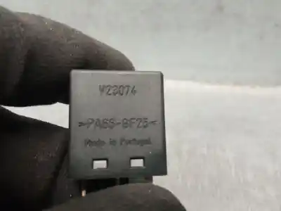 Pezzo di ricambio per auto di seconda mano relè per smart coupe 0.6 turbo cat riferimenti oem iam v23074  v23074