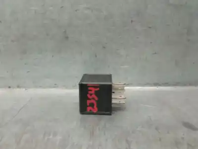 Pezzo di ricambio per auto di seconda mano relè per smart coupe 0.6 turbo cat riferimenti oem iam v23154a52c643  v23154a52c643