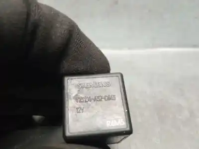 Pezzo di ricambio per auto di seconda mano relè per smart coupe 0.6 turbo cat riferimenti oem iam v23154a52c643  v23154a52c643