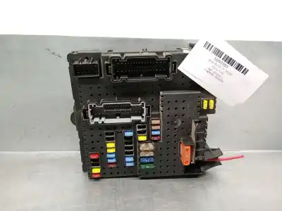 Peça sobressalente para automóvel em segunda mão caixa de fusíveis e relés por volvo xc90 2.4 diesel cat referências oem iam 30728512