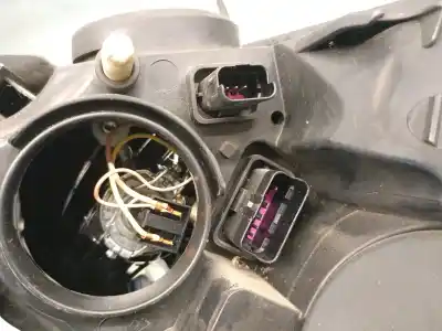 Автозапчастина б/у права фа для renault clio iv (bh_) 1.5 dci 90 посилання на oem iam 260102796r  260102796r