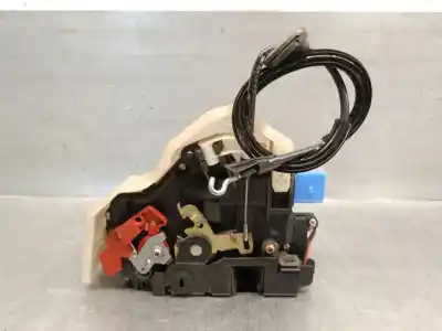 Автозапчастина б/у замок дверей заднього лівого для volkswagen jetta (1k2) 1.9 tdi посилання на oem iam 7l0839015  7l0839015