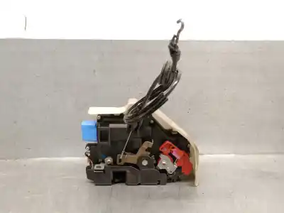 Автозапчастина б/у замок передній праві двері для volkswagen jetta (1k2) 1.9 tdi посилання на oem iam 3d1837016  3d1837016