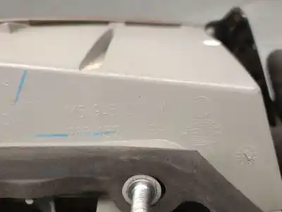 Автозапчастина б/у правий ліхтар для volkswagen jetta (1k2) 1.9 tdi посилання на oem iam 1k5945096m  1k5945096m