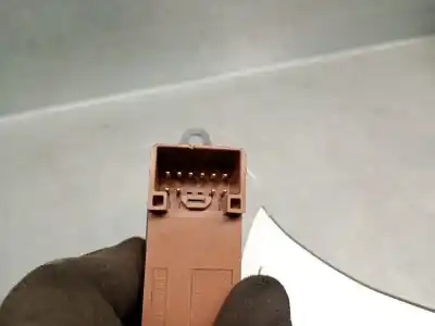 Peça sobressalente para automóvel em segunda mão botão / interruptor elevador vidro traseiro direito por mazda cx-7 (er) 2.3 mzr disi turbo awd (er3p) referências oem iam eh1566380  eh1566380