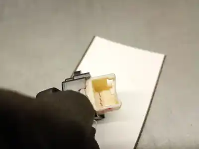 Автозапчастина б/у вимикач для mazda cx-7 (er) 2.3 mzr disi turbo awd (er3p) посилання на oem iam eg2366660  eg2366660