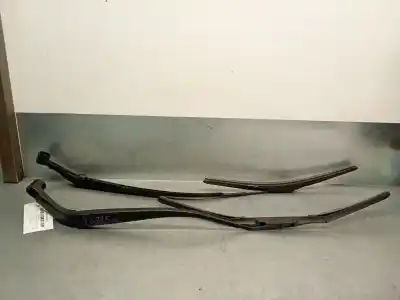 Second-hand car spare part front right windshield wiper arm for mazda 3 lim. (bl) 2.2 turbodiesel cat oem iam references bhs367321