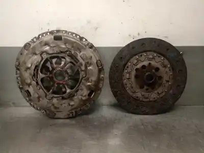 Pezzo di ricambio per auto di seconda mano kit frizione per volkswagen jetta (1k2) 1.9 tdi riferimenti oem iam 03g141015n  03g141015n