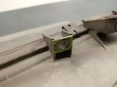 Peça sobressalente para automóvel em segunda mão farol / farolim esquerdo por citroen jumpy 2.0 hdi sx familiar (5/6 asientos) referências oem iam 6204t7  6204t7