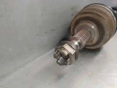 Автозапчастина б/у передня права трансмісія для renault espace iv (jk0/1_) 3.5 v6 (jk00 jk0f jk0p jk0s jk0w) посилання на oem iam 8200387411  8200387411