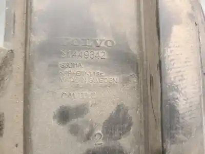 Автозапчасти б/у передняя решетка радиатора за volvo xc40 (536) d4 awd ссылки oem iam 31449342  31449342