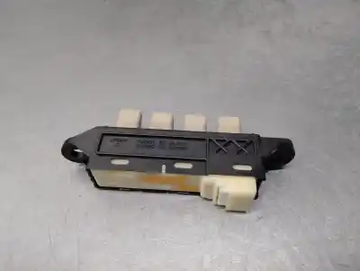 Peça sobressalente para automóvel em segunda mão comando de regulação do banco direito por lexus is 200 (ds2/is2) d-cat referências oem iam 15a988  