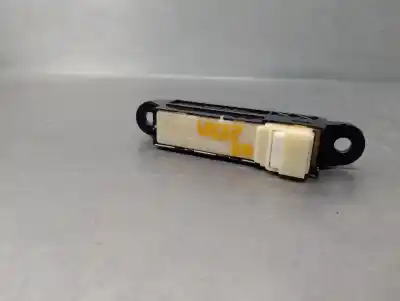 Second-hand car spare part right seat adjustment switch for lexus is 200 (ds2/is2) d-cat oem iam references 15a988  