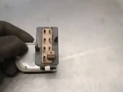 Автозапчастина б/у перемикач регулювання правого сидіння для volkswagen new beetle (9c1/1c1) 1.9 tdi посилання на oem iam 1c0963564b  1c0963564b