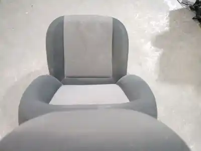 Автозапчастина б/у передне праве сиділо для fiat doblo cargo 1.3 16v jtd cat посилання на oem iam 98847084  98847084