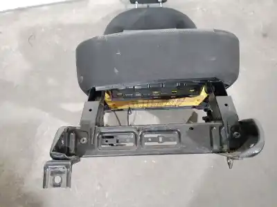 Автозапчастина б/у передне праве сиділо для fiat doblo cargo 1.3 16v jtd cat посилання на oem iam 98847084  98847084