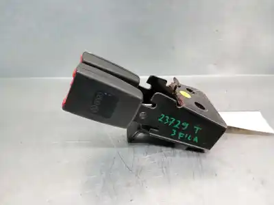 Second-hand car spare part center rear seat belt buckle for audi q7 (4lb) 3.0 tdi quattro oem iam references 4l0857739g