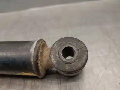 Автозапчасти б/у правый задний амортизатор за renault kangoo (f/kc0) 1.2 16v ссылки oem iam 8200675680 8671017495 motrio 8200675680