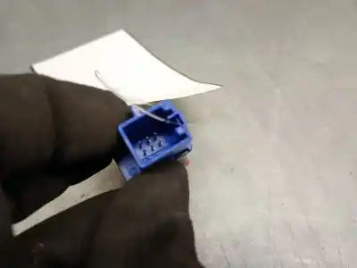 Second-hand car spare part hazard warning lights for cupra leon sp kl / cfducax0 1.5 leon sp e-hybrid200 oem iam references 5f0953235  5f0953235