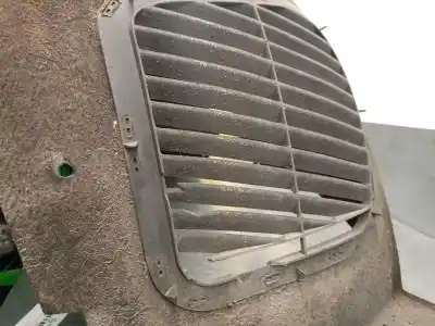 Second-hand car spare part front right wheel arch for audi q7 (4lb) 3.0 tdi quattro oem iam references 4l0809962c  4l0809962c