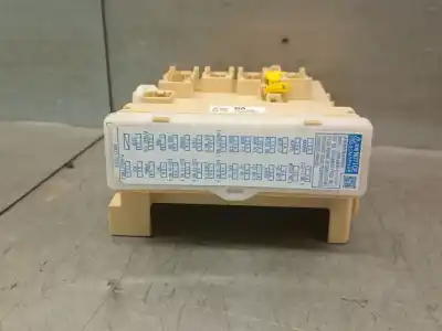 Peça sobressalente para automóvel em segunda mão caixa de fusíveis e relés por lexus nx (_z1_) 300h awd (ayz15_) referências oem iam 8273078010  8273078010