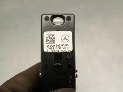 Автозапчастина б/у внутрішне світло для mercedes-benz glc (x253) 200 d 4-matic (253.916) посилання на oem iam a0009069005  a0009069005