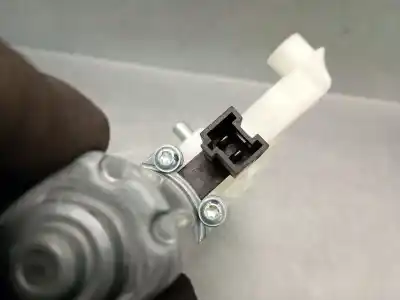 Автозапчастина б/у двигатель переднього ліва вікна для mercedes-benz glc (x253) 200 d 4-matic (253.916) посилання на oem iam a0009065806  a0009062910