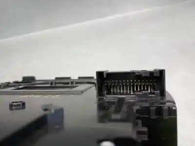 Автозапчастина б/у внутрішне світло для mercedes-benz glc (x253) 200 d 4-matic (253.916) посилання на oem iam a0009063106  a0009004017