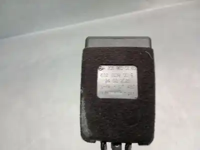 Автозапчастина б/у лівий передній гачок для mercedes-benz glc (x253) 200 d 4-matic (253.916) посилання на oem iam a2058600169  a2058600169