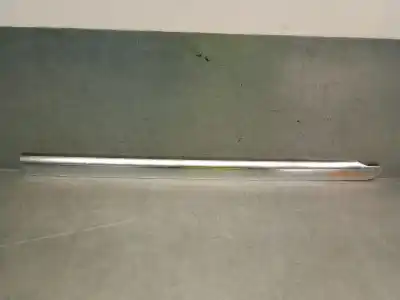 Автозапчастина б/у молдинг для mercedes-benz glc (x253) 200 d 4-matic (253.916) посилання на oem iam a2536704501