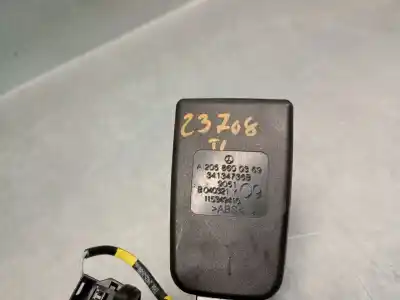 Автозапчасти б/у левый задний крюк ремня за mercedes-benz glc (x253) 200 d 4-matic (253.916) ссылки oem iam a2058600369  a2058600369