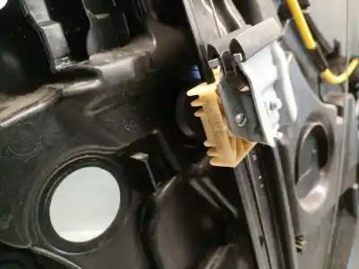 Автозапчастина б/у регулятор переднього правого скла для mercedes-benz glc (x253) 200 d 4-matic (253.916) посилання на oem iam a0009065706  a2537206403