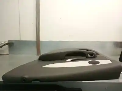 Автозапчастина б/у обликка задніх правіх дверей для mercedes-benz glc (x253) 200 d 4-matic (253.916) посилання на oem iam a2537300801  a2537300801