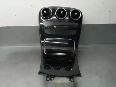 Автозапчастина б/у центральна консоль для mercedes-benz glc (x253) 200 d 4-matic (253.916) посилання на oem iam a2056803012