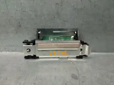 Автозапчастина б/у антена для mercedes-benz glc (x253) 200 d 4-matic (253.916) посилання на oem iam a1569050902