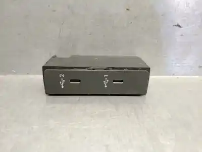 Pezzo di ricambio per auto di seconda mano  per AUDI Q3 (F3B)  Riferimenti OEM IAM 83A035736A  83A035736A