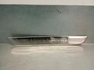Автозапчастина б/у молдинг для mercedes-benz glc (x253) 200 d 4-matic (253.916) посилання на oem iam a2056800035