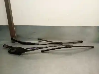 Автозапчастина б/у передній правий річок склоочисника для mercedes-benz glc (x253) 200 d 4-matic (253.916) посилання на oem iam a2538200244