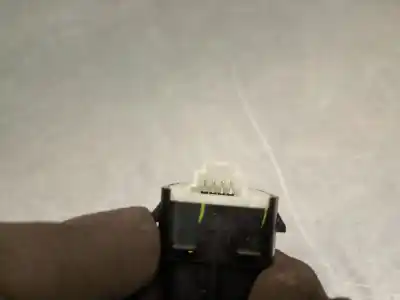 Автозапчасти б/у выключатель переднего правого окна за mercedes-benz glc (x253) 200 d 4-matic (253.916) ссылки oem iam a2059051513  a2059051513