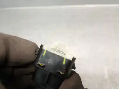 Автозапчасти б/у управление задними правыми стеклами за mercedes-benz glc (x253) 200 d 4-matic (253.916) ссылки oem iam a2059051513  a2059051513