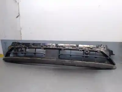 Автозапчасти б/у передняя решетка за audi q3 (f3b) 35 tdi ссылки oem iam 83a807683c