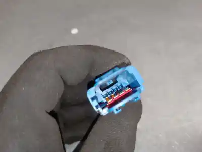 Автозапчасти б/у натяжитель передней правой подушки безопасности за citroen c3 i (fc_, fn_) 1.4 16v hdi ссылки oem iam 9639873877  8973tg