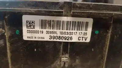 Second-hand car spare part fuse box unit for opel corsa e van 1.3 cdti oem iam references 39080926  