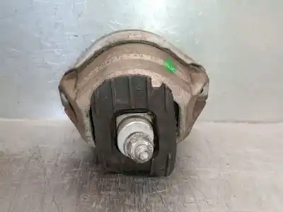 Second-hand car spare part right engine support for bmw 5 touring (e61) 525 i oem iam references 22116761090  22116761090