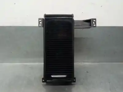 Автозапчастина б/у центральний підставник для jaguar f-pace (x761) 2.0 td4 посилання на oem iam t2h3071