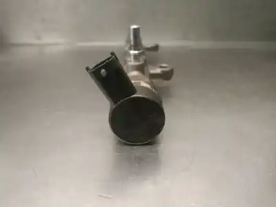 Peça sobressalente para automóvel em segunda mão régua / rampa de injetores por jaguar f-pace (x761) 2.0 td4 referências oem iam g4d39d280aa 0445214332 bosch g4d39d280aa