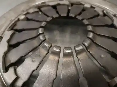 Second-hand car spare part clutch kit for opel corsa e van 1.3 cdti oem iam references 666092 122041710 luk 666092