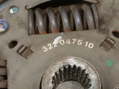 Second-hand car spare part clutch kit for opel corsa e van 1.3 cdti oem iam references 666092 122041710 luk 666092