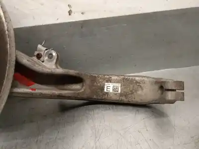 Second-hand car spare part front left knuckle for jaguar f-pace (x761) 2.0 td4 oem iam references hk833k186bc  t4a3472