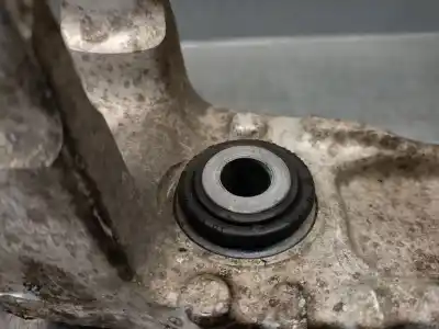 Pezzo di ricambio per auto di seconda mano braccio sospensione inferiore anteriore destro per jaguar f-pace (x761) 2.0 td4 riferimenti oem iam hk833c254  t4a1011